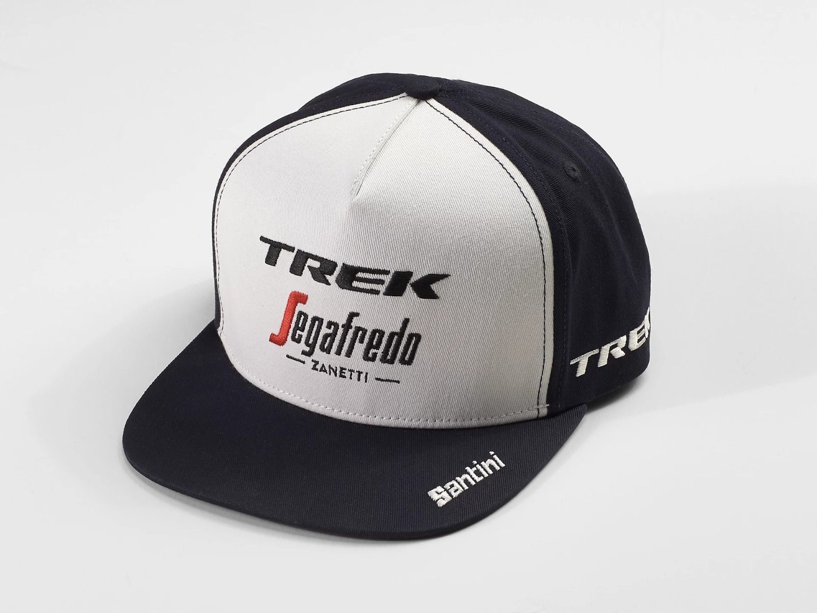 Czapka na podium grupy Santini Trek-Segafredo