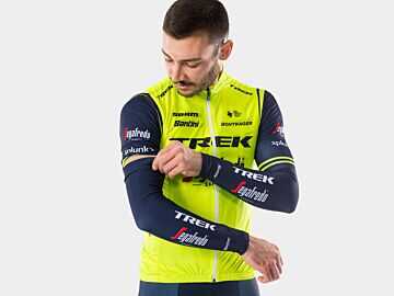Ocieplacze ramion Santini Trek-Segafredo Team
