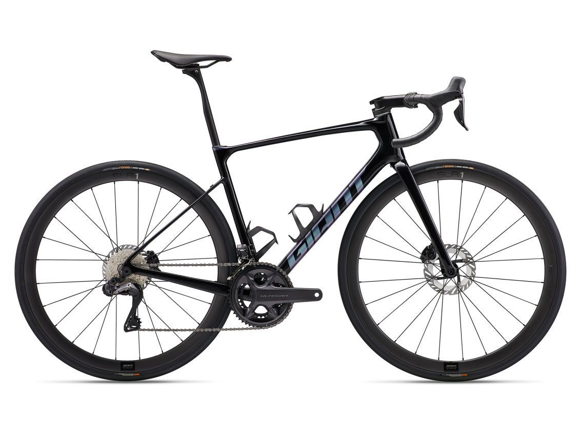 Rower szosowy Giant Defy Advanced Pro 0 2024
