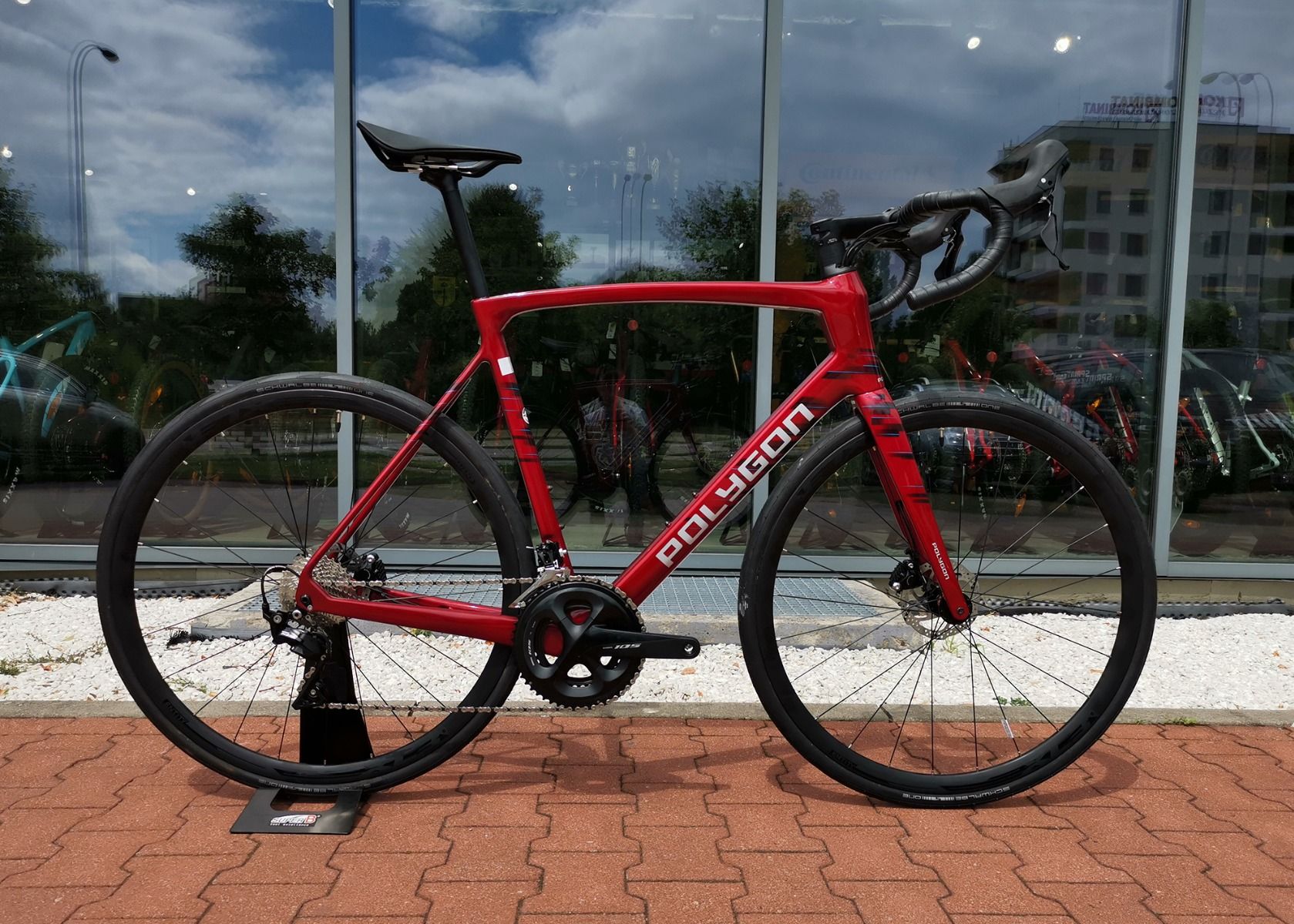 Rower szosowy Polygon Strattos S7D NieKamil Edition potestowy