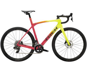 Rower szosowy Trek Domane SLR 6 eTap 2022