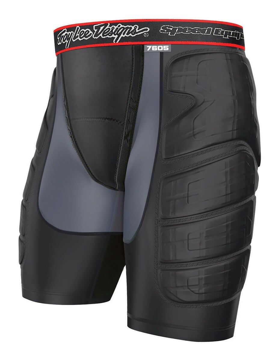 Spodenki z ochraniaczami TLD