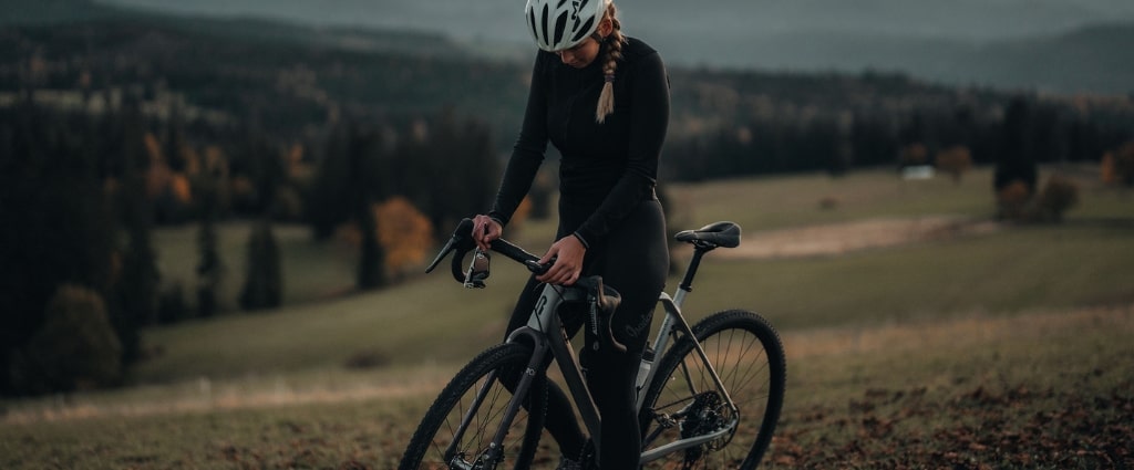 Bielizna termoaktywna – jaką wybrać, gdy wybierasz się na rower? Podpowiadamy!