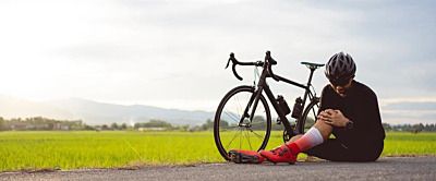 Co może oznaczać ból kolana po rowerze? Sprawdź, jak nie nabawić się kontuzji 