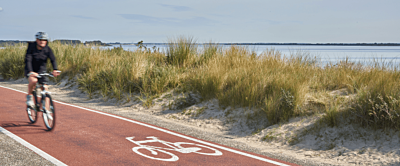 Czy jest obowiązek jazdy ścieżką rowerową? Przepisy i wyjątki