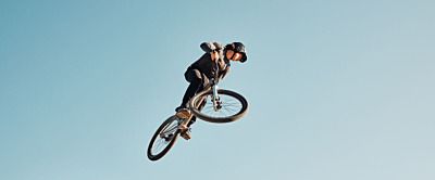 Jaki rower do skakania wybrać? Oto 5 najlepszych rowerów do skakania!