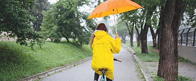 Jazda rowerem w deszczu – wszystko, co powinieneś wiedzieć!