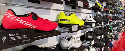 Buty na rower. SPD, platformy i inne zaklęcia.