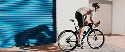 Jak radzić sobie z otarciami od siodełka rowerowego?