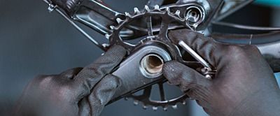 Wymiana korby w rowerze – jak to zrobić? Poradnik krok po kroku