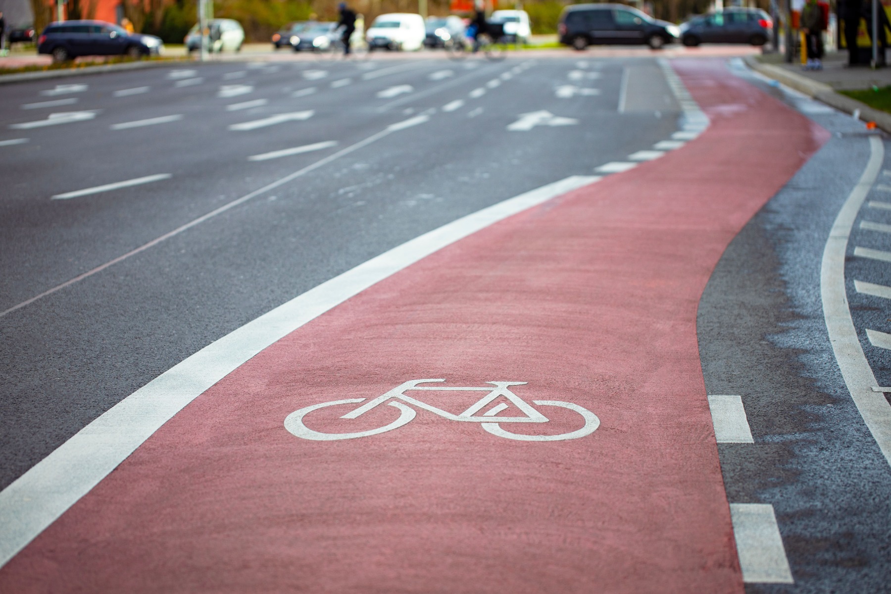 Pierwszeństwo na drodze rowerowej – droga rowerowa z bliska