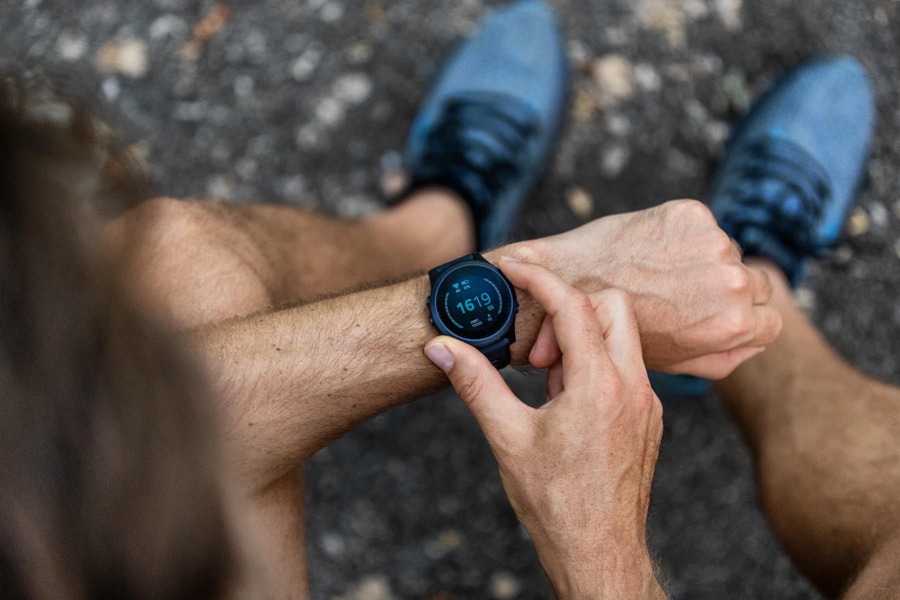 jaki smartwatch sportowy