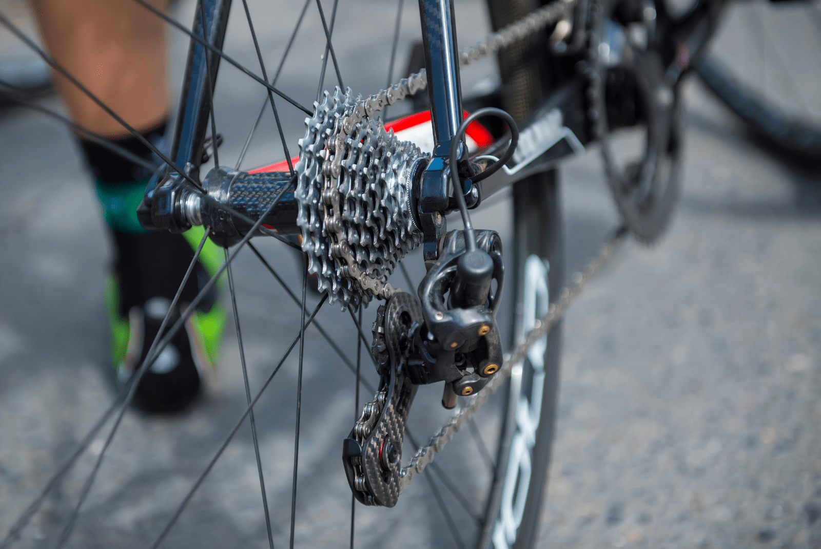 jak-naciagnac-lancuch-w-rowerze2